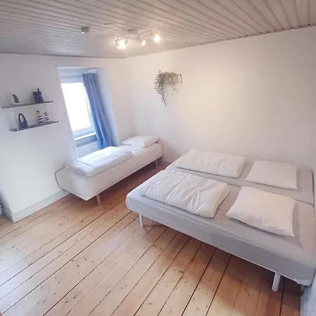 Calm And Cozy With Free Parking * Hjorring